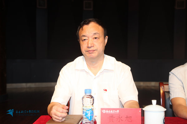d9bcbcb0767e4de985dcd8e795eb3917.jpg