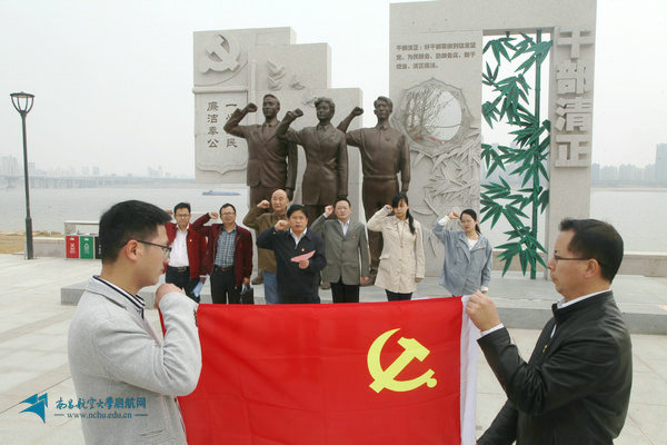 82ad3e91625d46158d8604df109aadc2.jpg