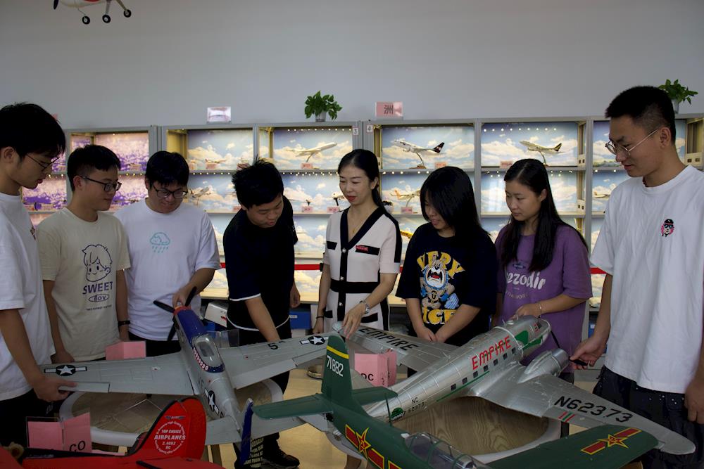 7b71716a87ee425794c7ccde778b67cb.jpg